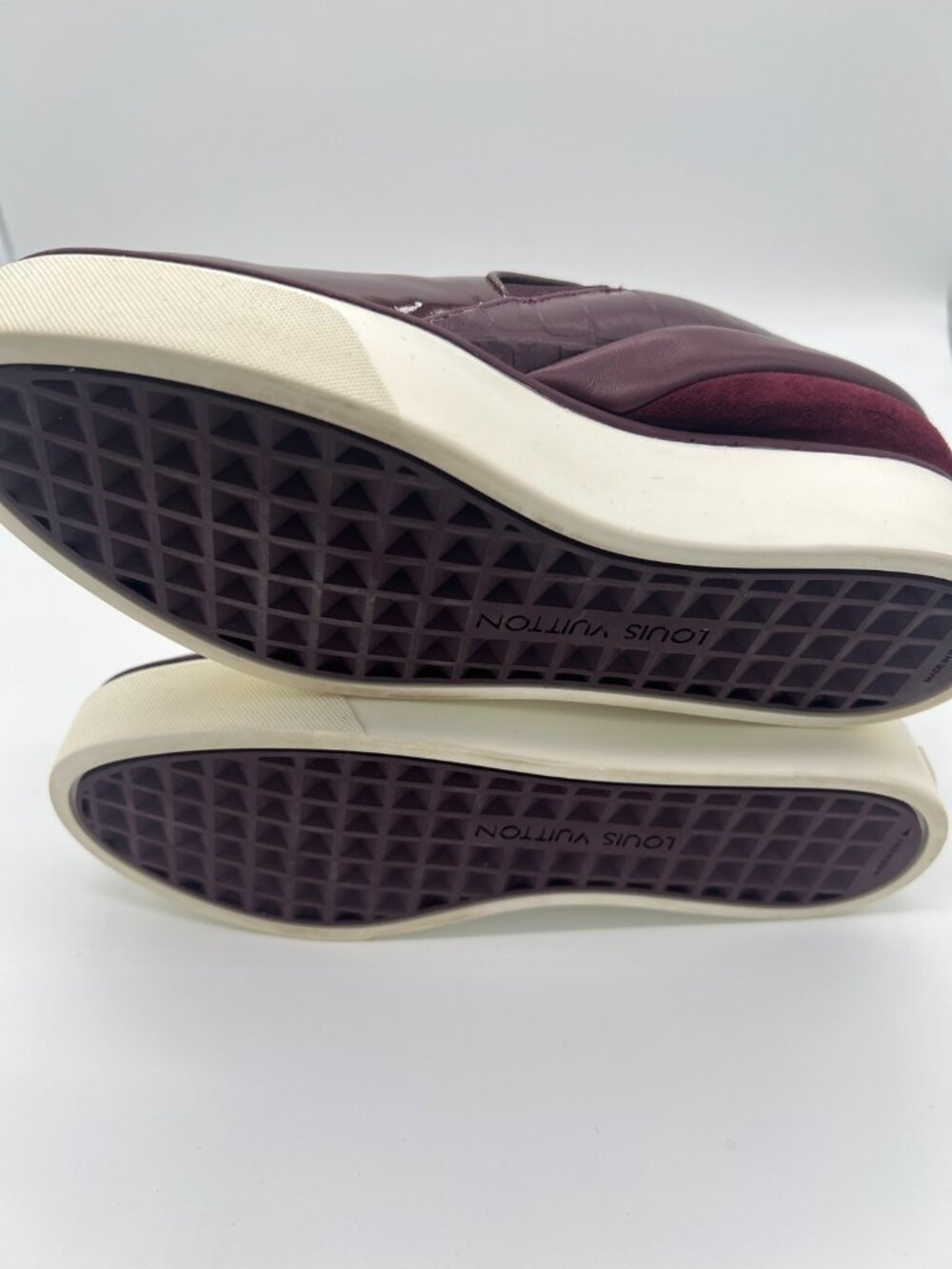 Louis Vuitton -Burgundy Enamel Platform loafers - 24449541 - SIZE 36.5 / 6 - Picture 7 of 11